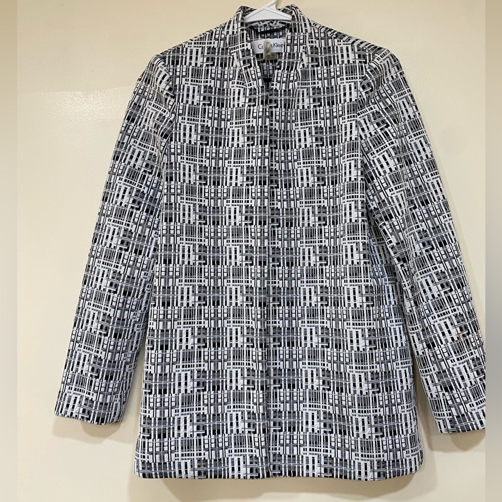 Calvin Klein blazer size 4P